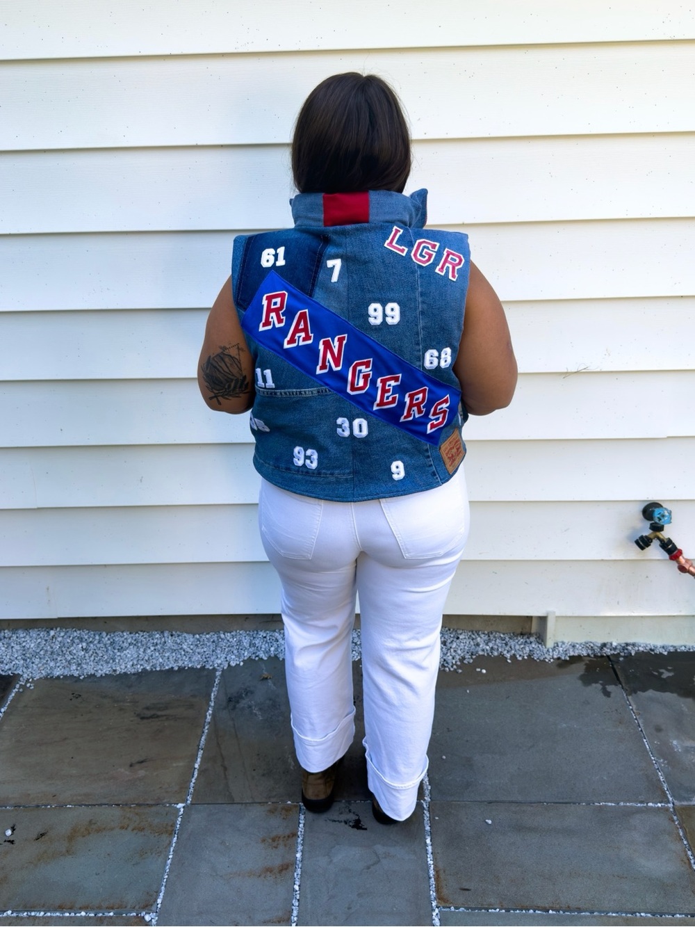 New York Rangers Vest - Picture 7 of 8